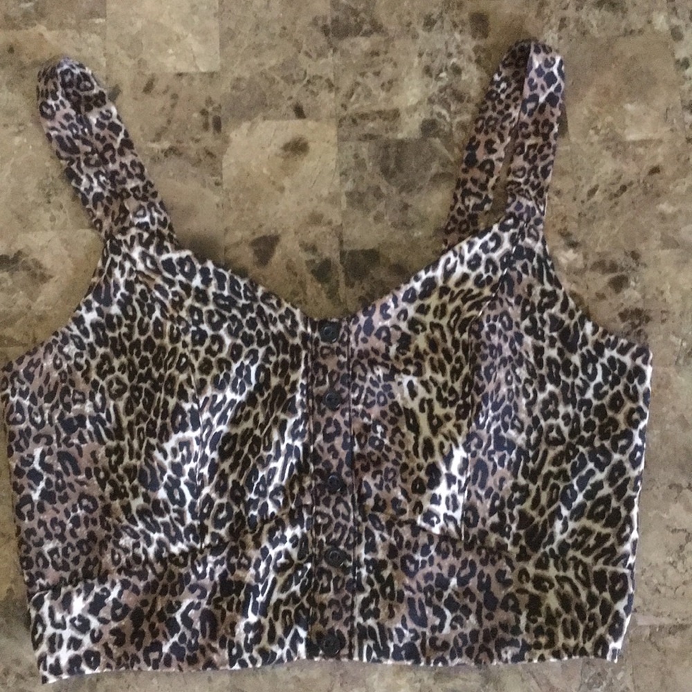 Crop top